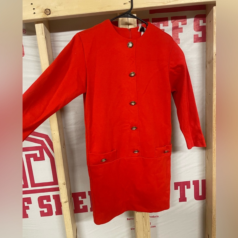 Vintage alert! 60s Orange MOD dress